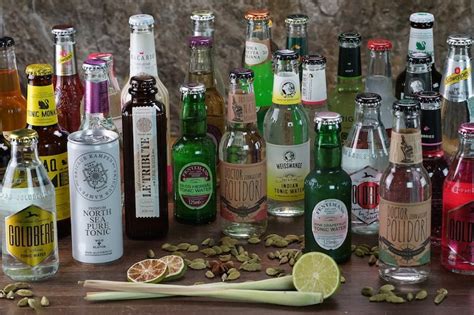 Wer in kufstein die weltberühmten gläser und weindekanter von riedel direkt am ort ihrer herstellung. Die größte Gin-Bar der Welt | Kufstein | Österreich | wir ...