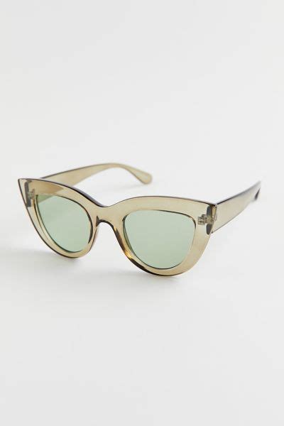 Enid Oversized Cat Eye Sunglasses Urban Outfitters