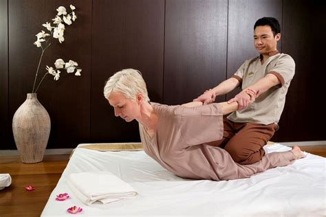 The Healing Benefits Of Shiatsu Massage Hoteli Bernardin
