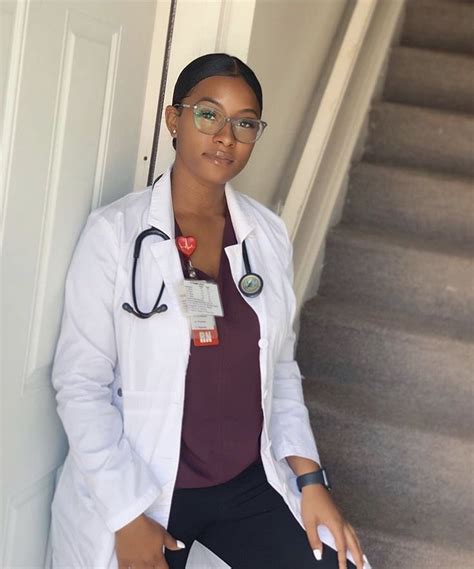 Xclusiveheaux Nurse Inspiration Nursing Goals Female Doctor