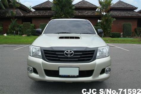 Used Toyota Hilux Vigo Single Cab Manual 25l Diesel Y2014 For Sale