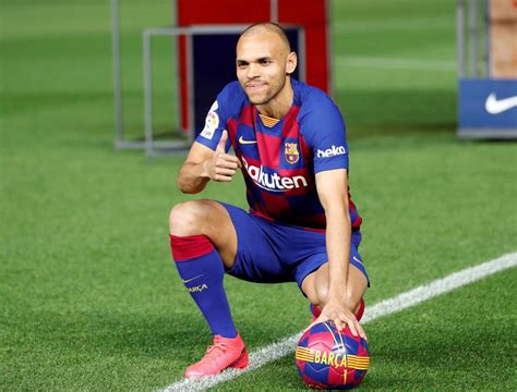 So, laliga already has lot of st (dembele,suarez,benzema) but this braithwaite is very good and cheap option , personally, i think he is the best of the 3 players. Martin Braithwaite: "Volveré con una versión mejorada ...