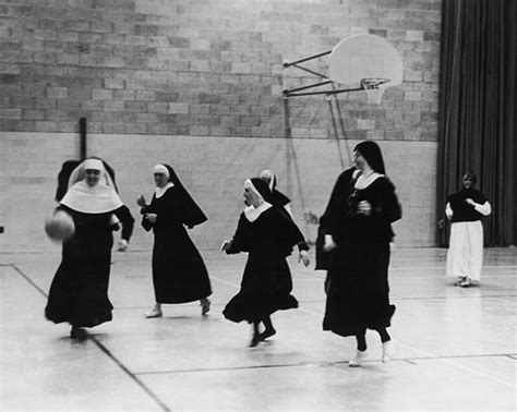 15 Vintage Photos Of Nuns Doing Normal Things Mental Floss