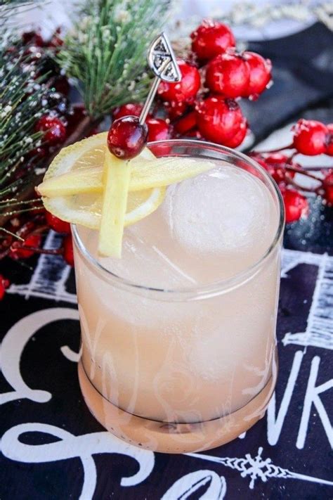 32 Non Alcoholic Christmas Drinks Great For Parties Decor Dolphin Ginger Lemonade Christmas