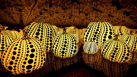 Japanese Artist Kusama Brings Her Glowing Pumpkins To South Florida