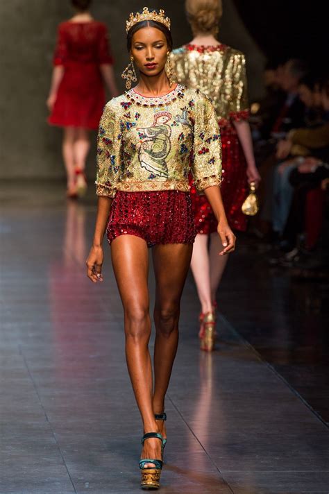 Dolce Gabbana Fall Winter Collection Milan Fashion Week Fab