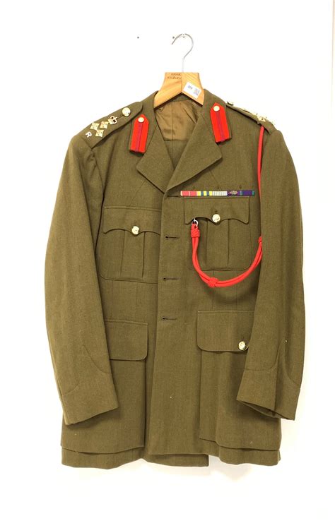 Ds Modern British Army No 2 Dress Uniform Made Up Of Tunic And Trousers