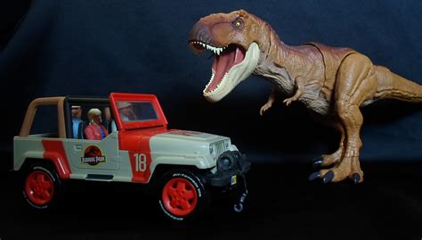 Jurassic Newsworld: Termékbemutató - Legacy Jeep Wrangler - Jurassic 