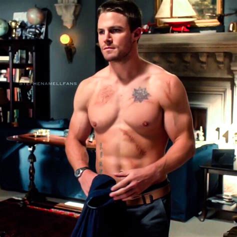 Pin On Stephen Amell