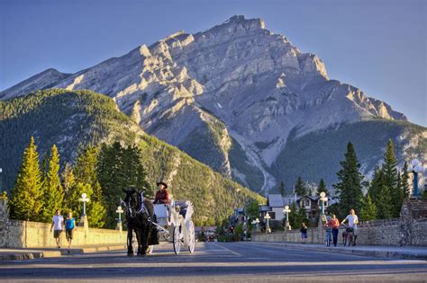 The 9 Best Small Towns In Alberta Canada Banff National Park