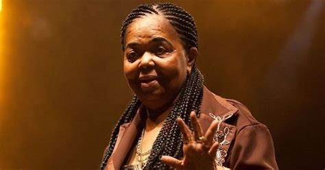 Mornas de cabo verde, ( compositor, é o grande e incomparável, b. Morna de Cabo Verde é oficialmente Património da Humanidade