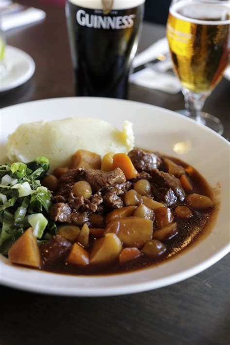 Guinness Stew will please beef fans, stew fans, and Guinness fans alike. A simple combination of 