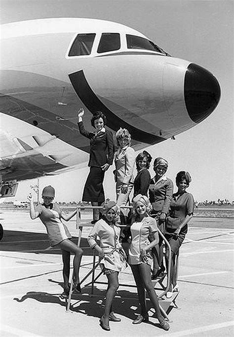 Psa Girls With L 1011 1970s Vintage Airliners Vintage
