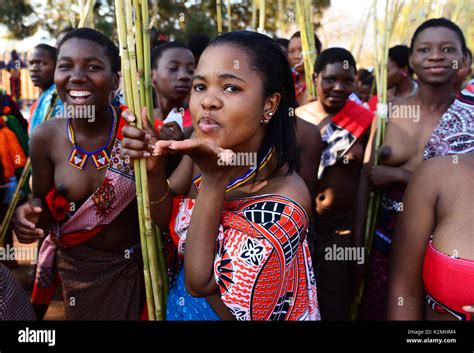 Swasiland Umhlanga Reed Dance Stockfotografie Alamy