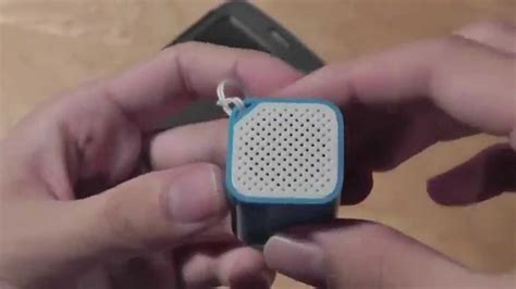 Speaker bluetooth tak sepatutnya mahal. REVIEW: World's Smallest Mini Bluetooth Speaker? - YouTube