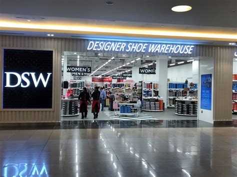 DSW Designer Shoe Warehouse Continues International Expansion