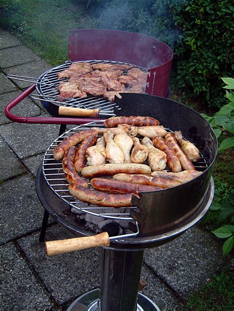 Jun 27, 2017 · as for barbeque? barbecue — Wiktionnaire
