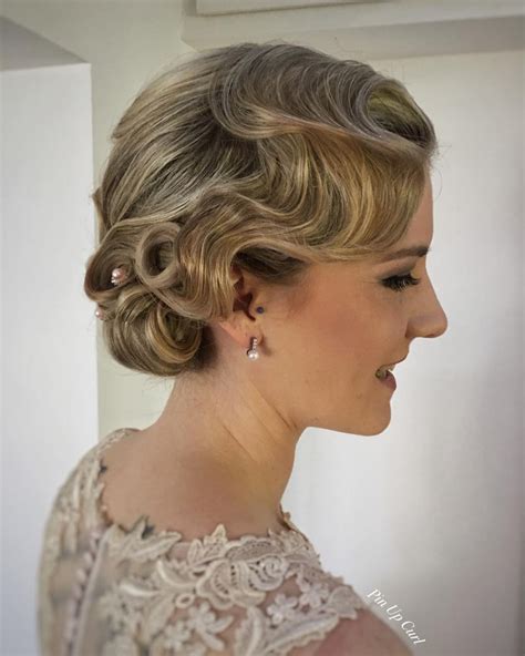 Current medium hairstyles with fringe and layers for 51 stunning medium layered haircuts (updated for 2019) view photo 9 of 20. Vintage Glam: The Top 23 Roaring 1920s Hairstyles