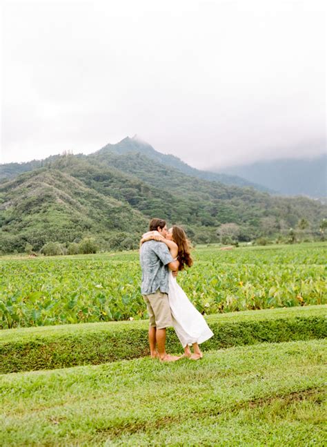 Kauai Wedding Elopement Photography Hawaiian Engagement