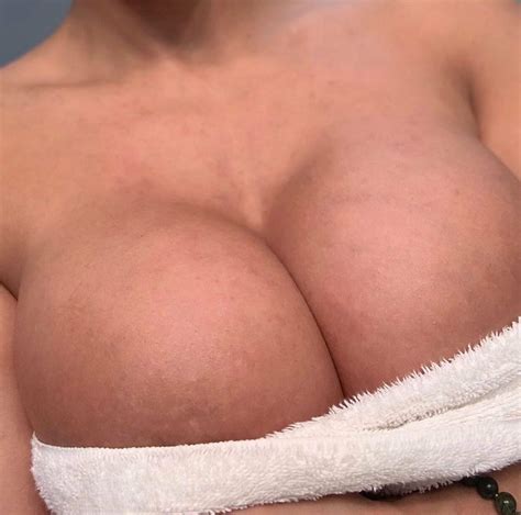 Elizabeth Long Eliz A Bet Nude Onlyfans Leaks 5 Photos Thefappening