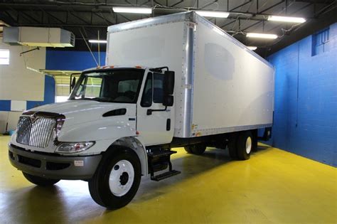 International 4300 26ft Moving Delivery Cargo Box Truck Cars For Sale