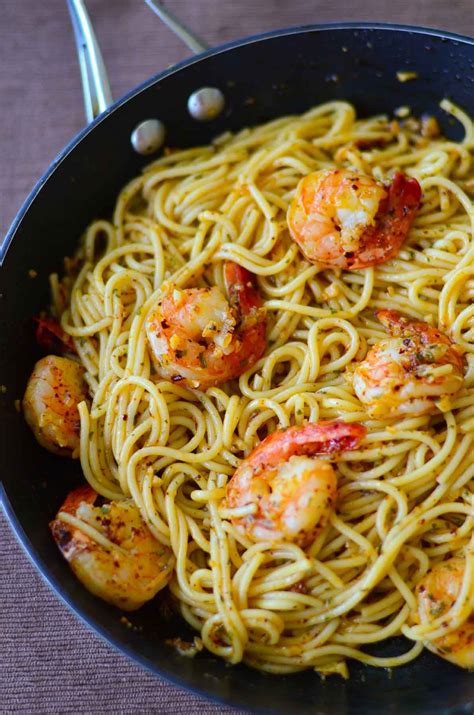 The two key ingredients are olive oil and garlic. Spaghetti Aglio Olio with Prawn | Olio recipe, Aglio olio ...