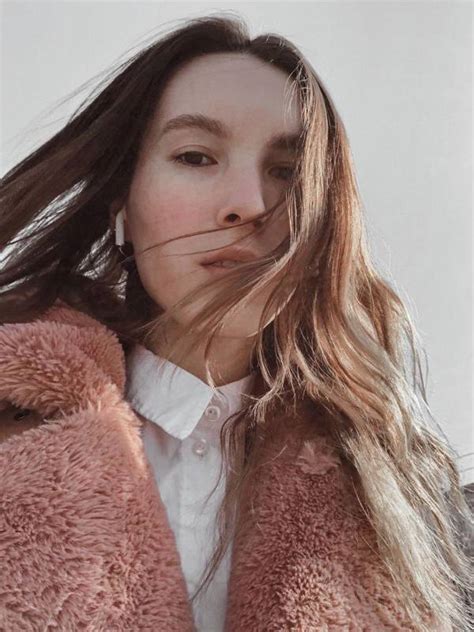 Model Angelina Ivanova Atrone