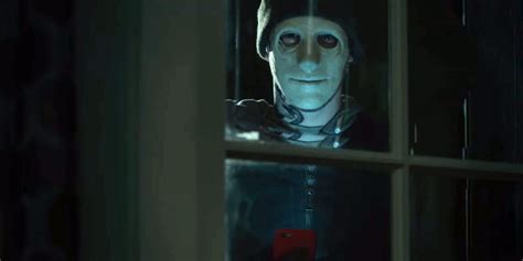 This list details ten movies that can all currently be found on netflix and aren't cheesy scary! Netflix : 10 films d'horreur à regarder pour Halloween