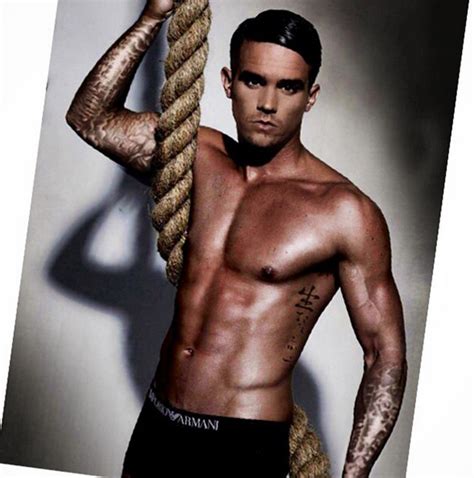 Lewis hamilton opens up about his tattoos as he poses for front cover of men s health. Geordie shore, Gaz Gary Beadle svela i suoi nuovi tatuaggi ...
