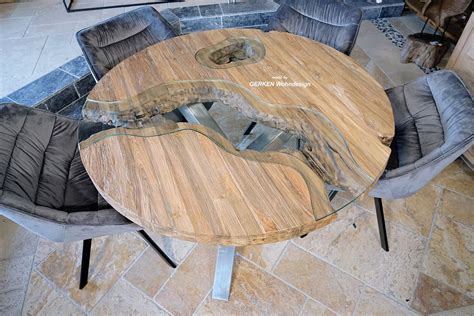 Einrichtungsidee: Esstisch rund aus Holz von GERKEN Wohndesign - Der