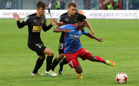 Piast gliwice haven't lost any of their last 7 away matches in ekstraklasa. Korona Kielce - Piast Gliwice, relacja LIVE