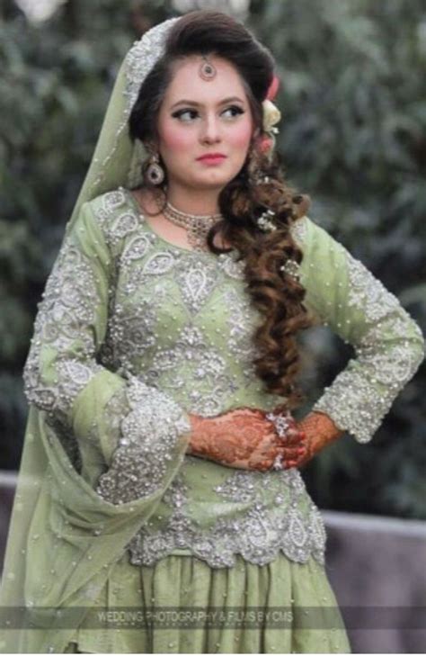 Pin By Abudojan On Brides Bride Victorian Dress Fashion