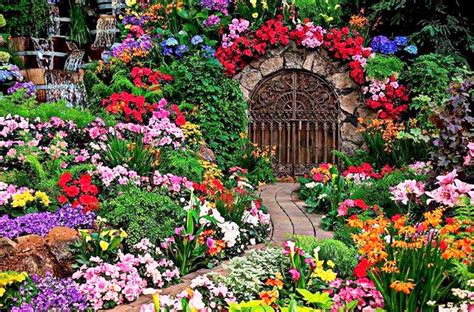 10 Floral Garden Gates In Bold Color Garden Lovers Club