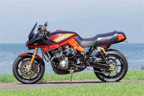 Find great deals on ebay for katana gsx750se. Planet Japan Blog: Suzuki GSX-750 S Katana by Bravissimo