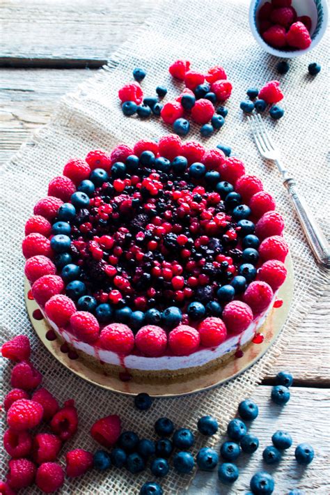 Infine, se ami le cheesecake. Cheesecake ai frutti di bosco - UH - Upper House di Simona ...