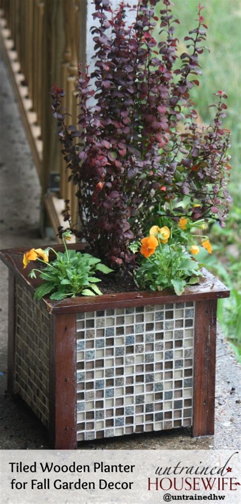 20 Beautiful Garden Crafts To Make With Recycled Materials Creative