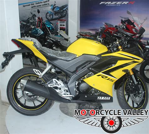 Jangan lupa untuk like dan. Yamaha R15 V3 Indonesia version Feature Review Motorbike review. Motorcycle Bangladesh