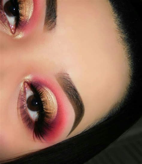 ᴾⁱⁿ ☆α ᵈ α ʳ ⁱ ᵒ ˢ ‼️️☹☆ Makeup Obsession Colorful Makeup Eye Makeup