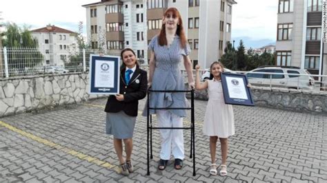 guinness world records declares 24 year old turkish woman as world s tallest living woman
