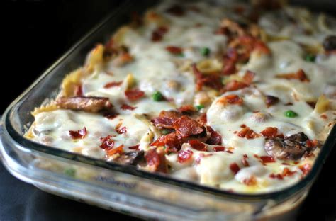 Chicken Bacon And Provolone Alfredo Pasta Bake Aunt Bees Recipes