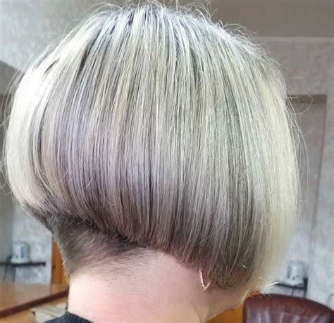 Pin By Paulpaige Sijnja On Shaved Napesbobs Short Stacked Bob
