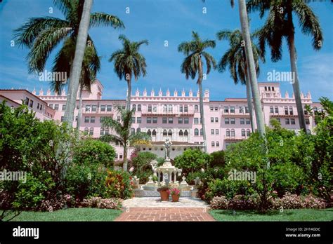 Boca Raton Florida Resort And Club Fountainhotel Entrance Outside