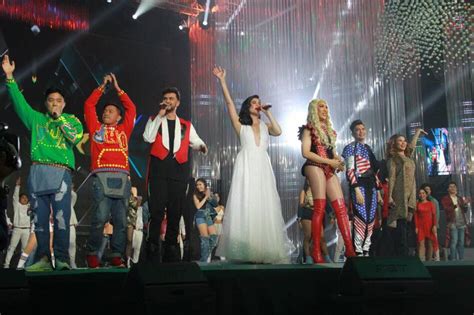 First Look Abs Cbns Star Studded Christmas Special Abs Cbn News