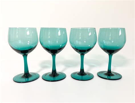vintage aqua green wine glasses set of 4 teal green hand blown wine glasses retro set of