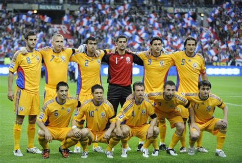 Este echipa românească de fotbal cu cel mai mare. All Football Blog Hozleng: Football Photos - Romania ...