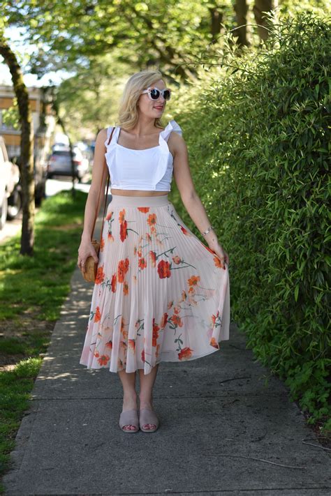 Floral Pleated Midi Skirt Work Wear Outfits Spring Outfits Cute