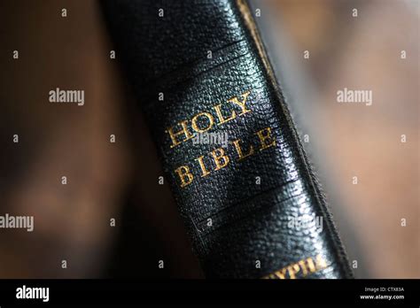 Biblia De Libros Fotos E Imágenes De Stock Alamy