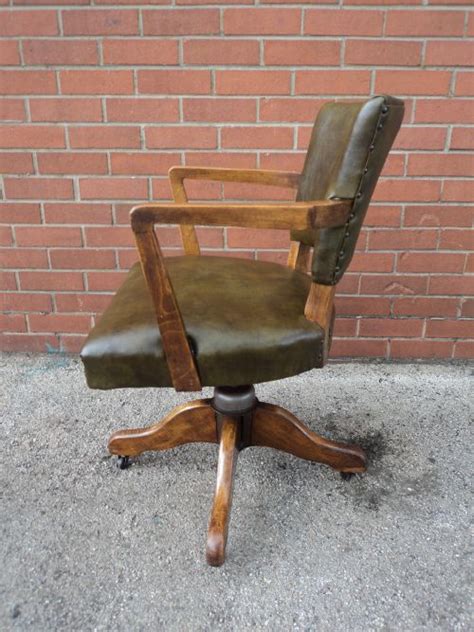 These vintage chairs uk are available in various distinct colors and shapes to choose from and can also be customized according. Antique Leather Upholsted Swivel Office Chair Desk Chair ...