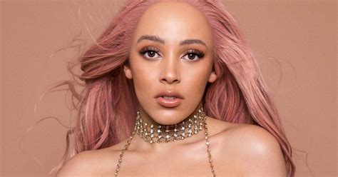 Doja Cat All Body Measurements Including Height Weight