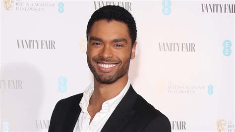 It's been an absolute pleasure and a privilege to be your duke. Rege-Jean Page se junta ao elenco do filme de 'Dungeons ...